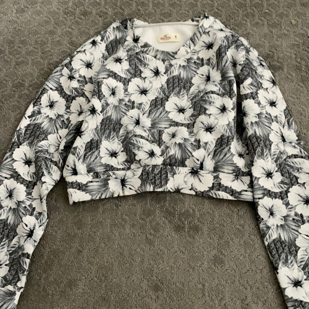 Hollister floral crop top
